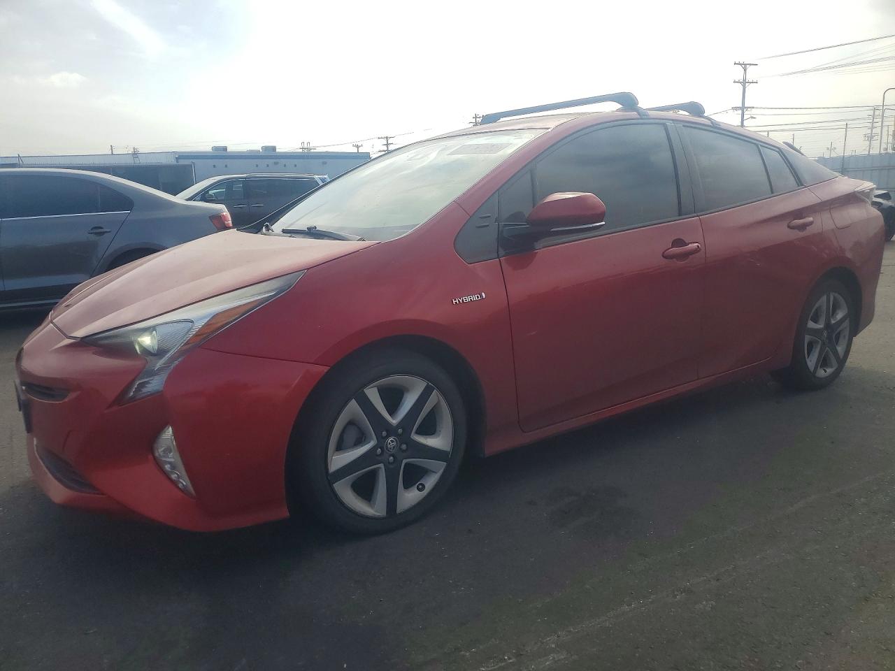 Salvage Toyota Prius Image