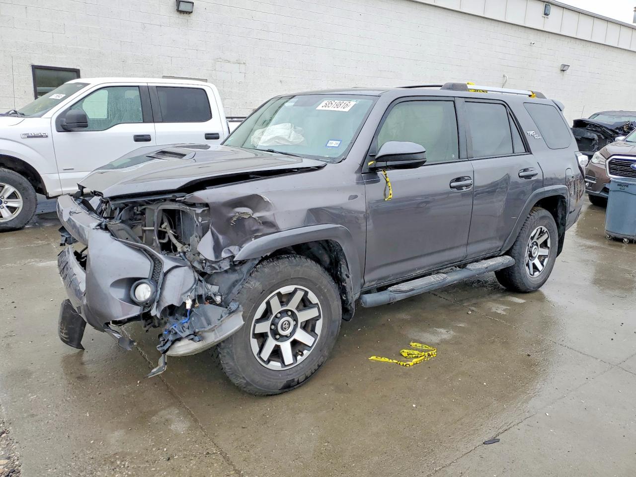 Salvage Toyota 4Runner Image