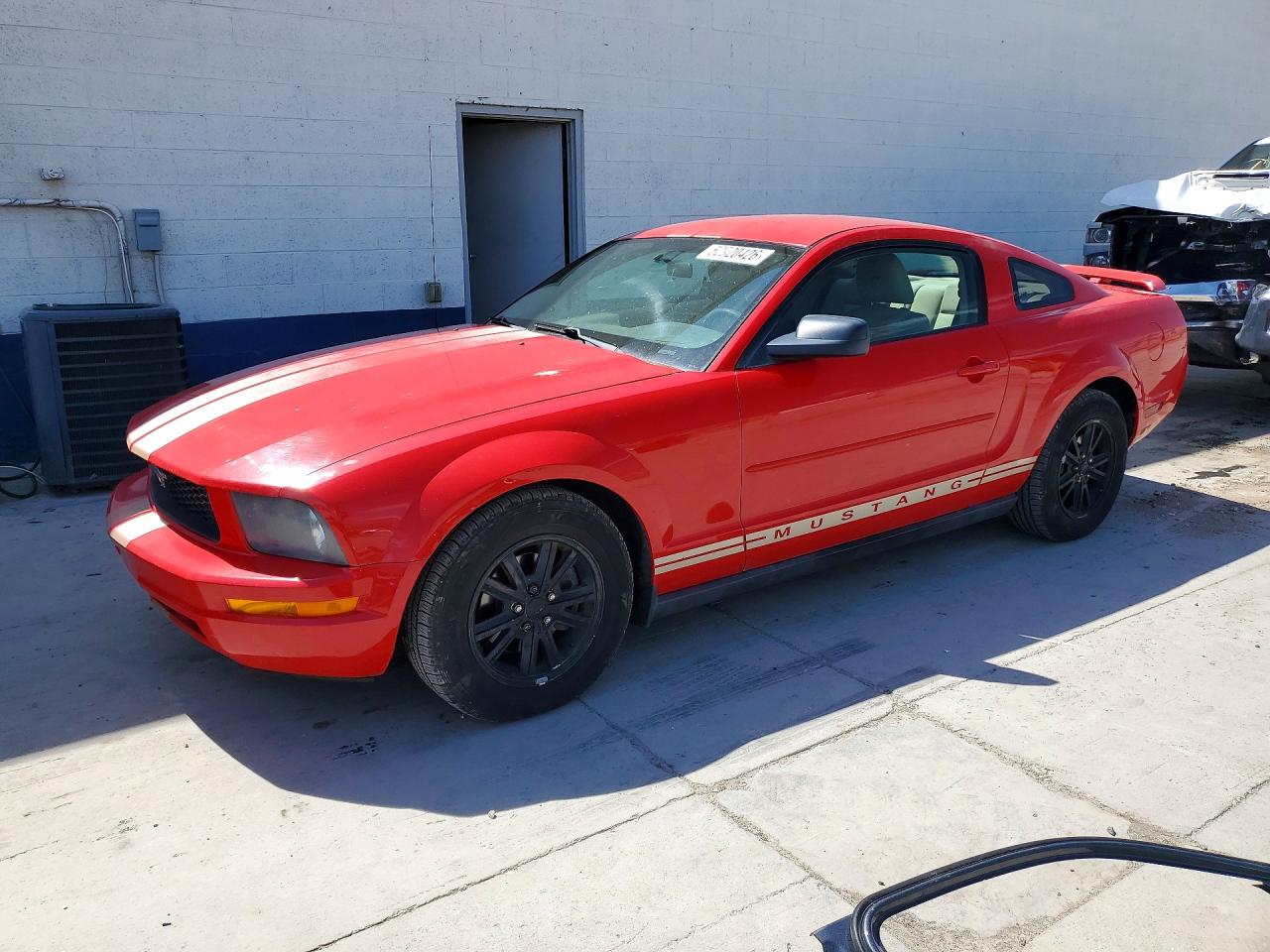 Salvage Ford Mustang Image