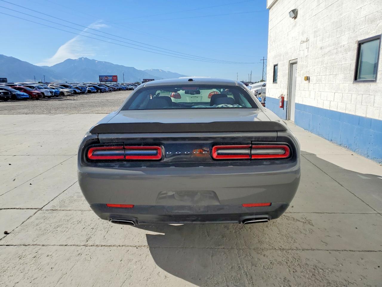 Dodge Challenger Sxt