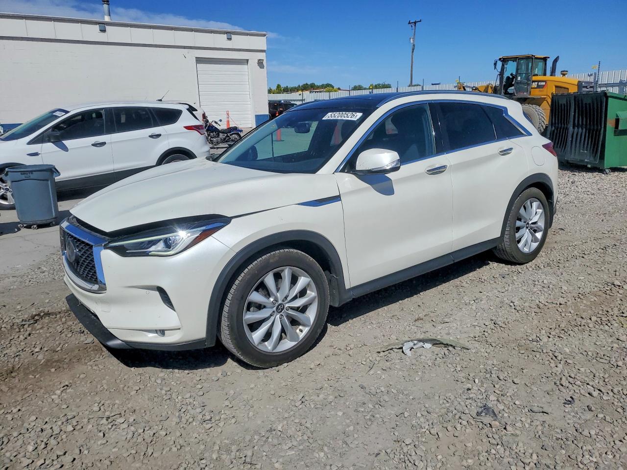 Salvage INFINITI Qx Image