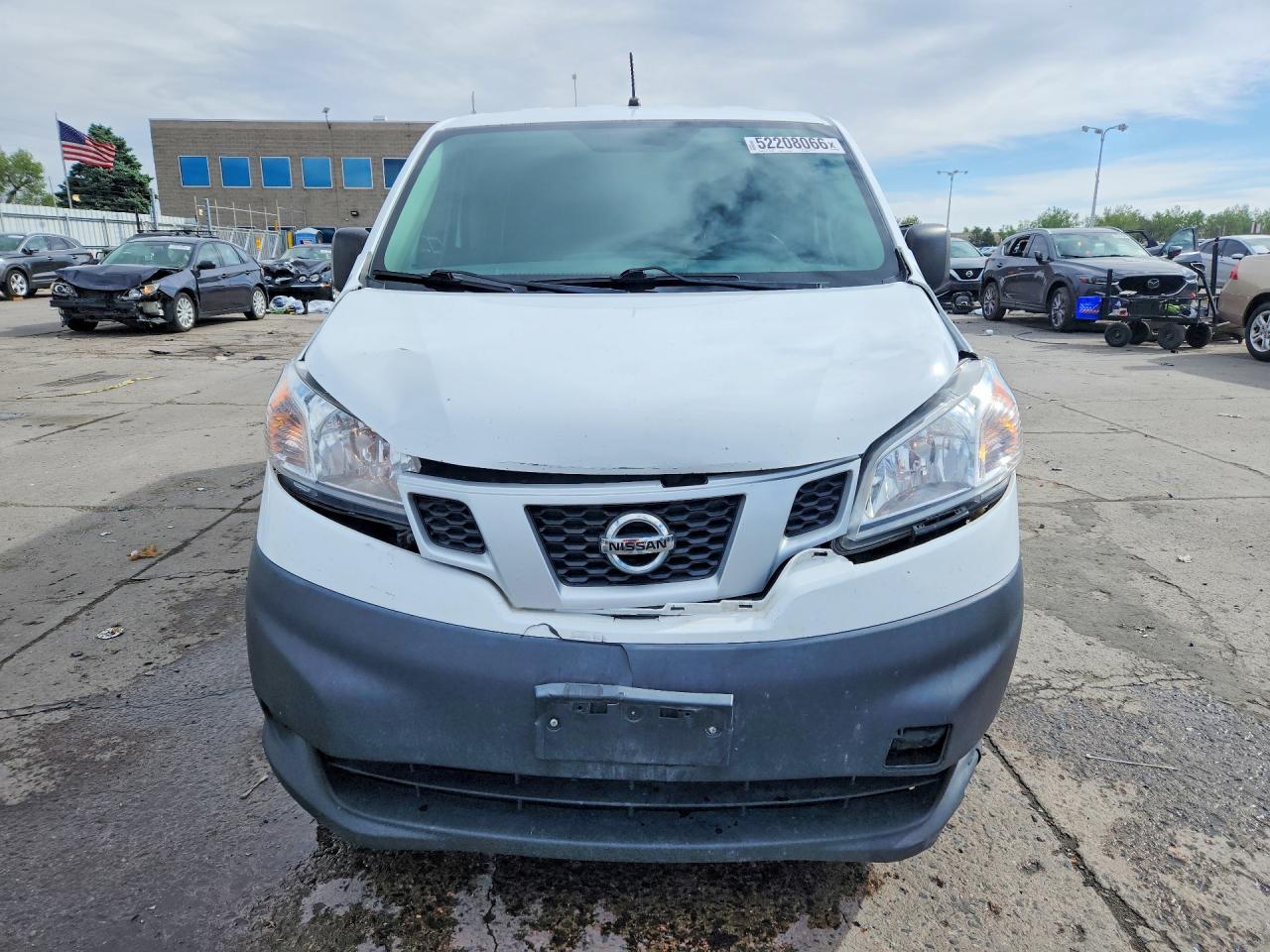 Nissan Nv S