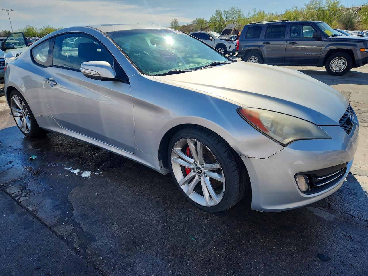 Hyundai Genesis 3.8l