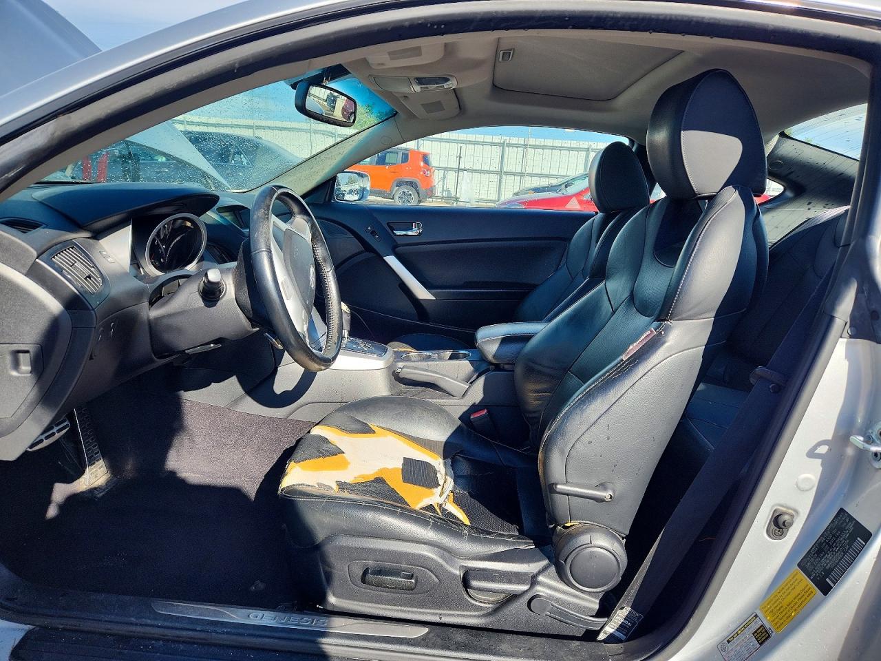 Hyundai Genesis 3.8l