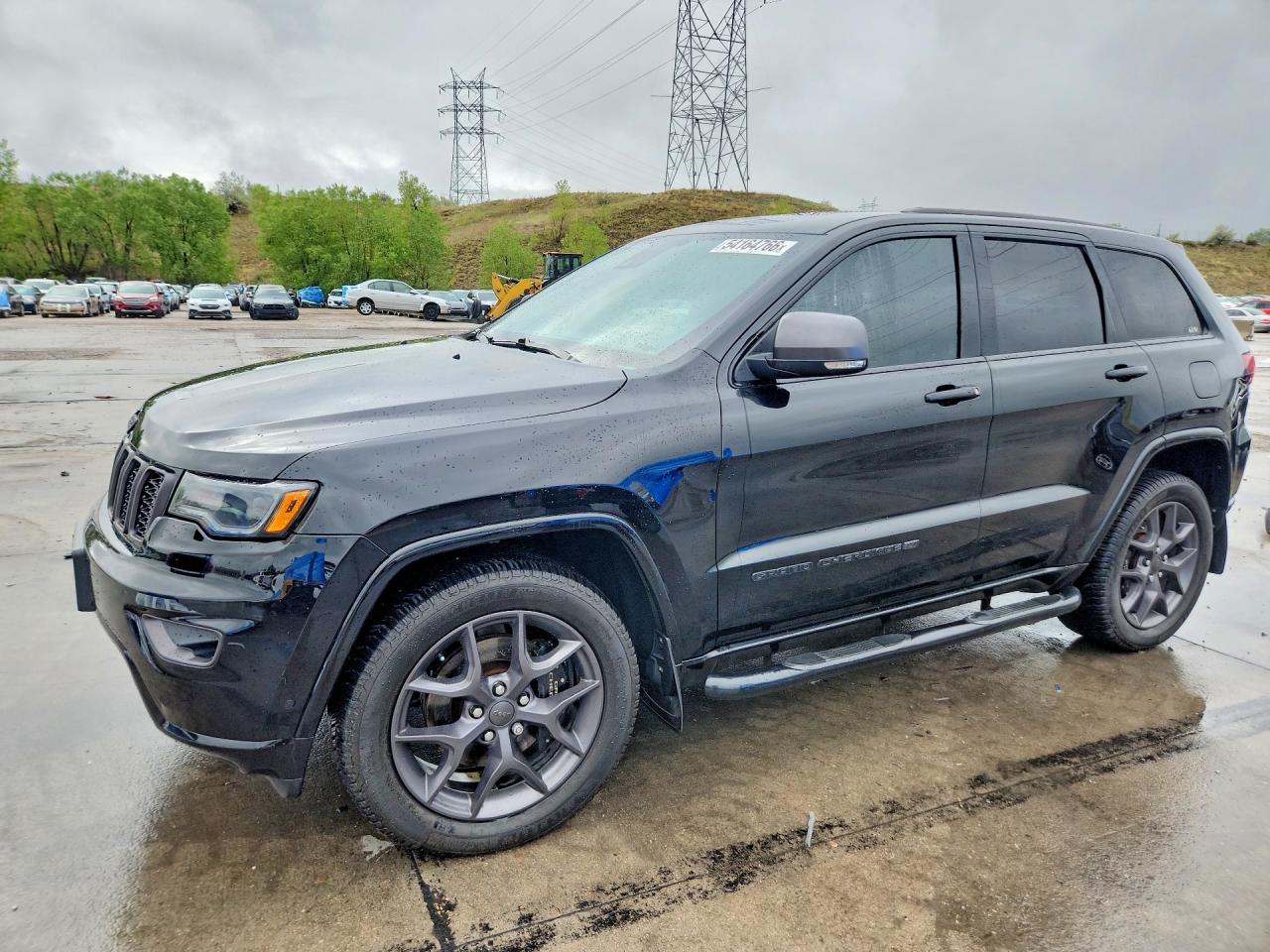 Salvage Jeep Grand Cherokee Image