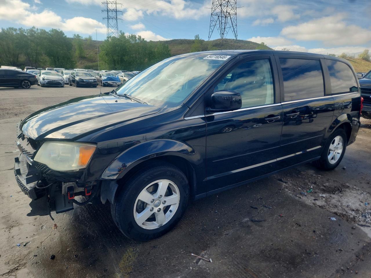 Salvage Dodge Caravan Image