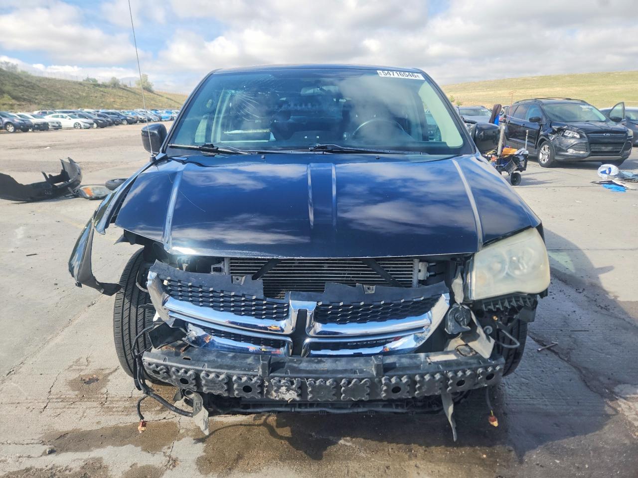 Dodge Caravan Crew