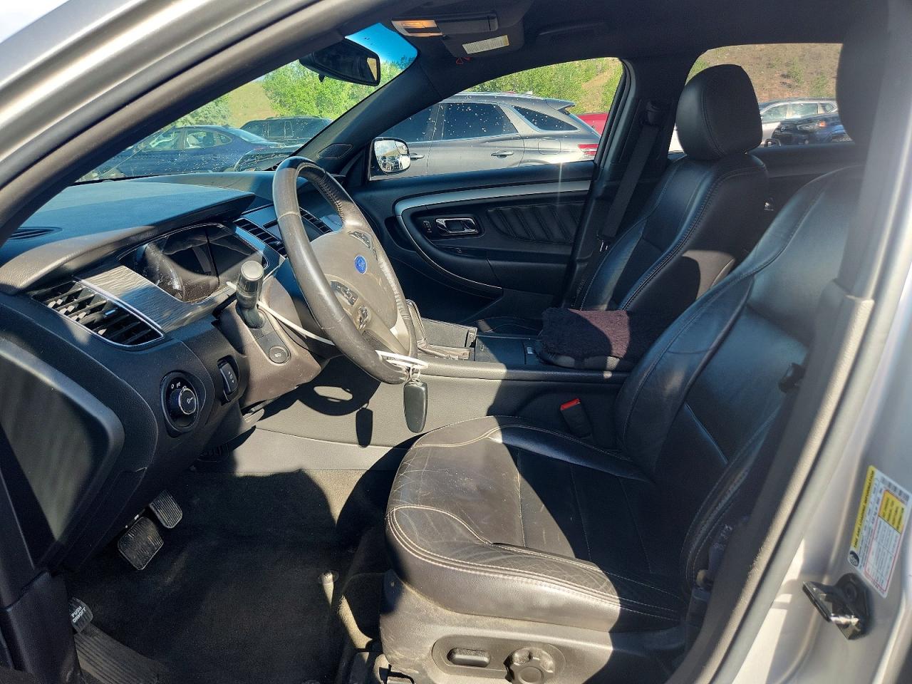 Ford Taurus Sel