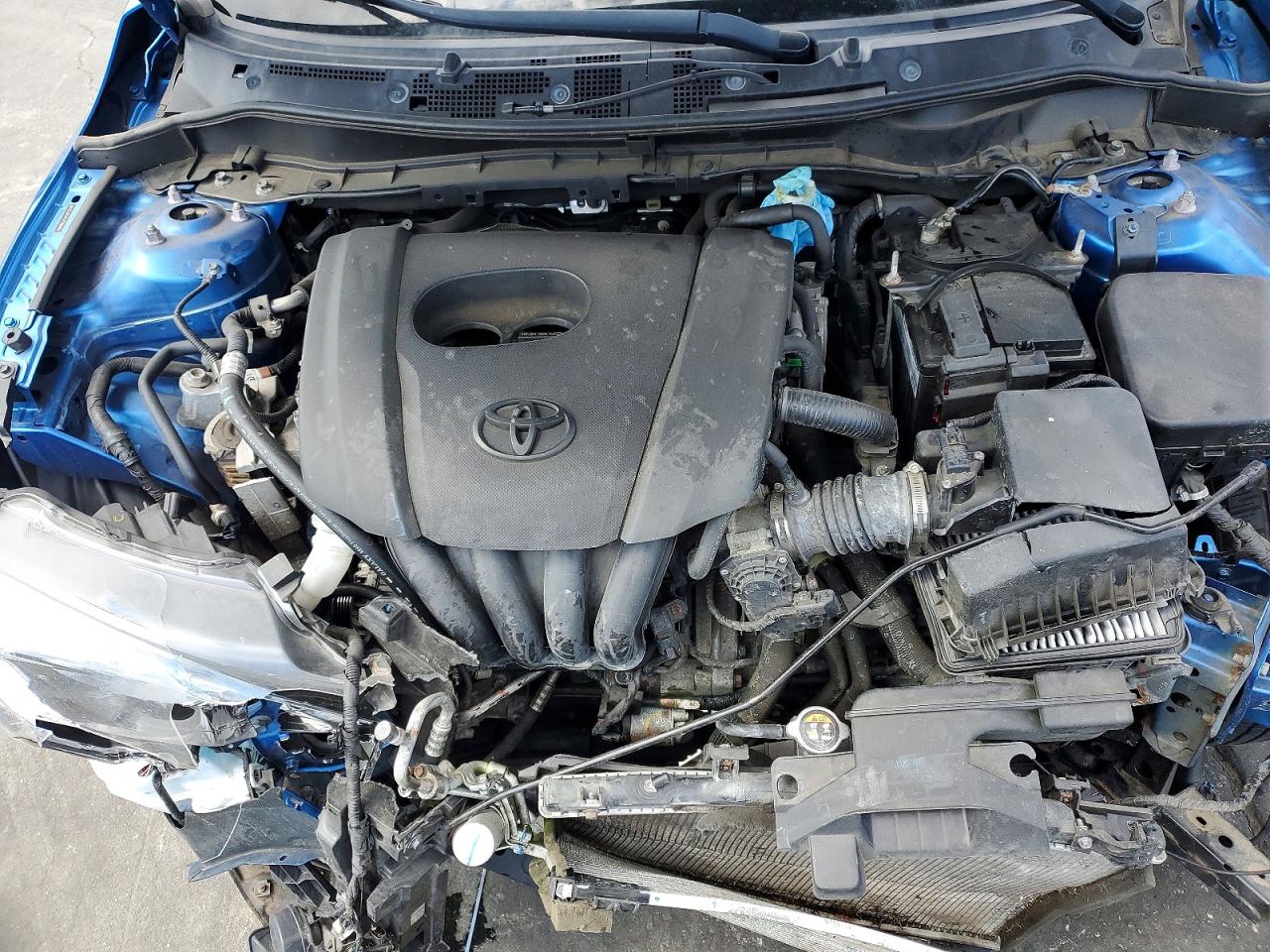 Toyota Yaris Base