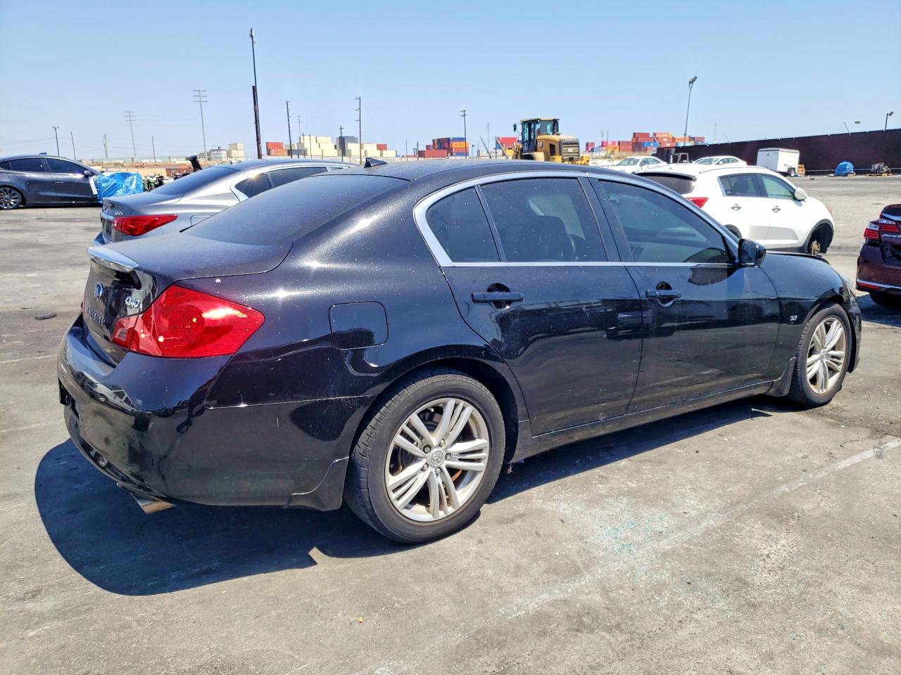 INFINITI Q40 Base