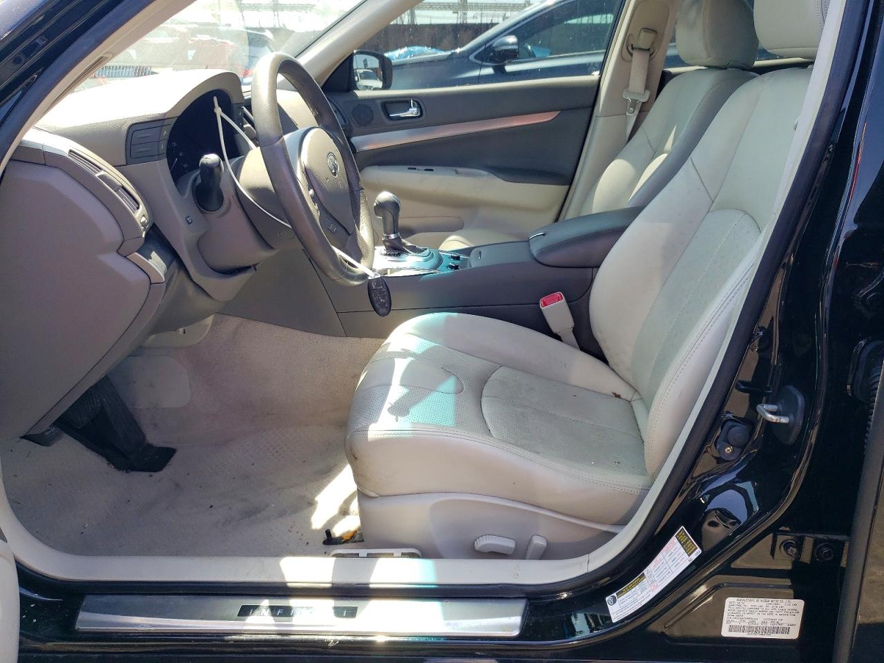 INFINITI Q40 Base