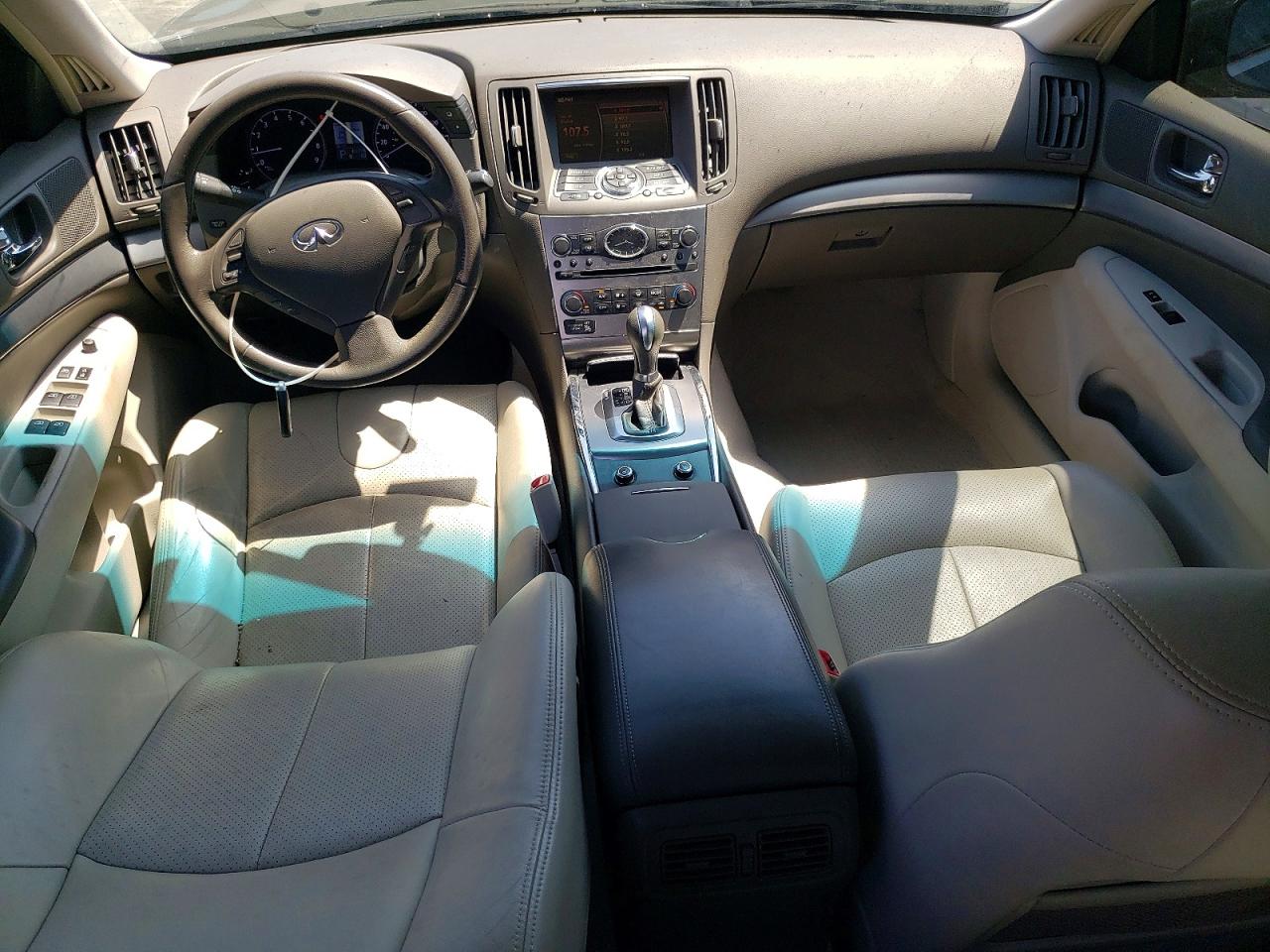 INFINITI Q40 Base