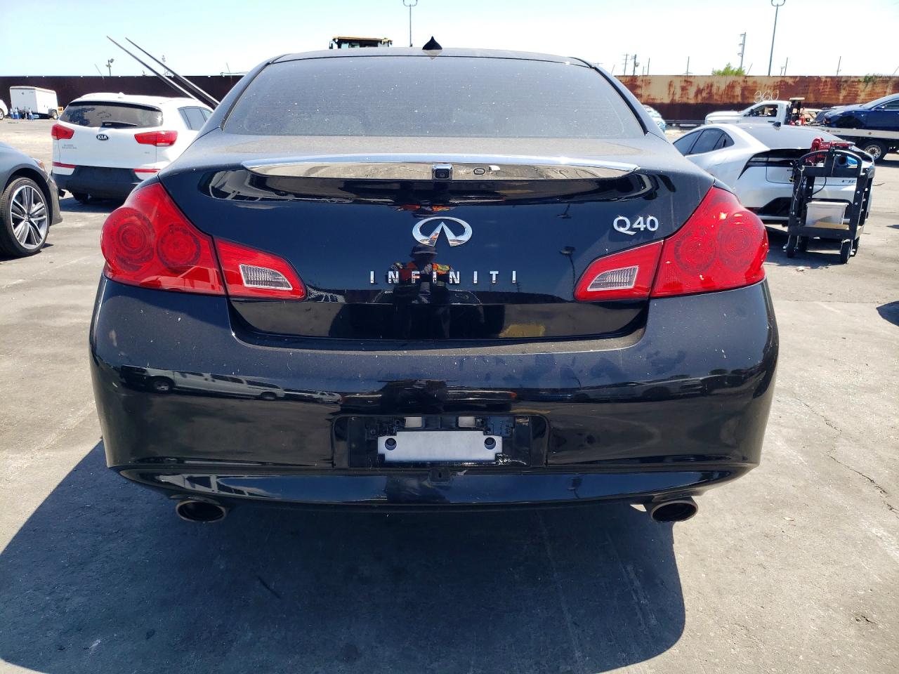 INFINITI Q40 Base