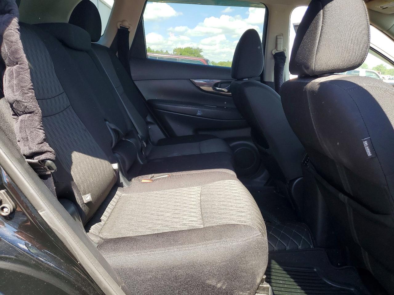 Nissan Rogue Sv