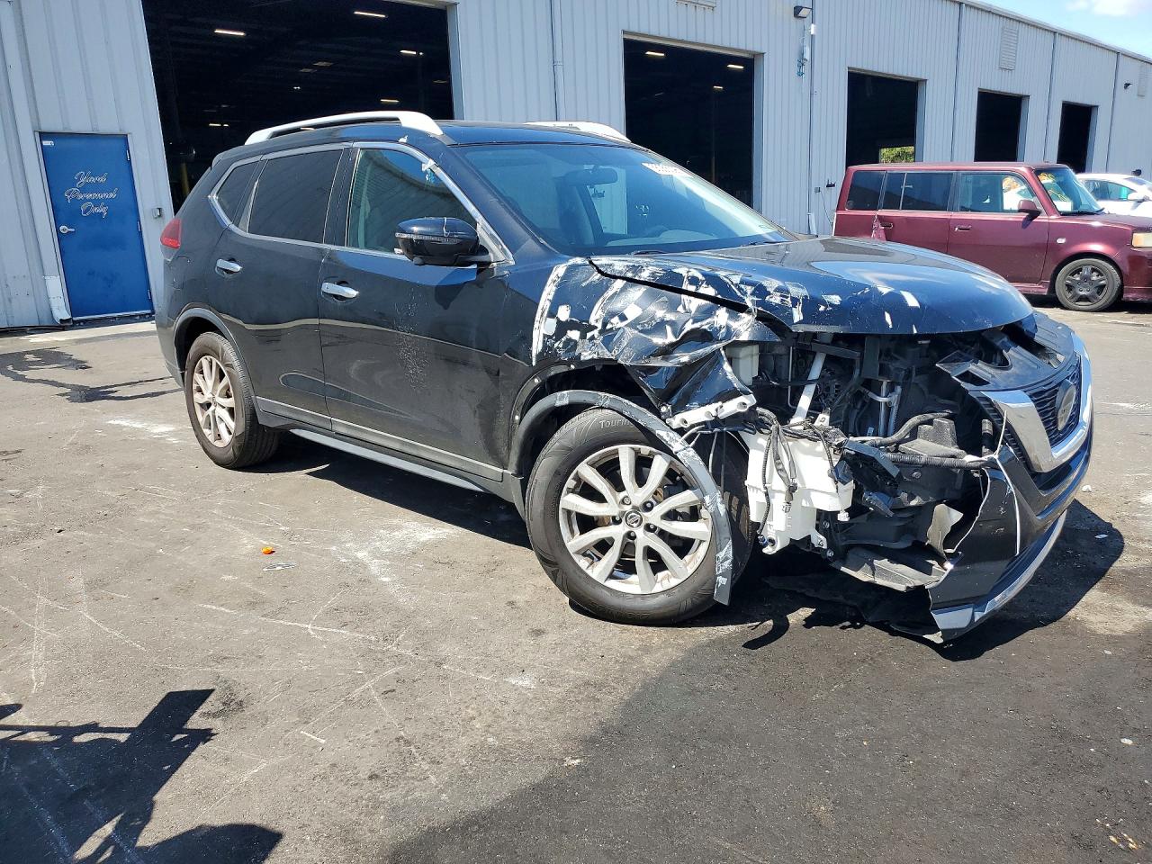 Nissan Rogue Sv