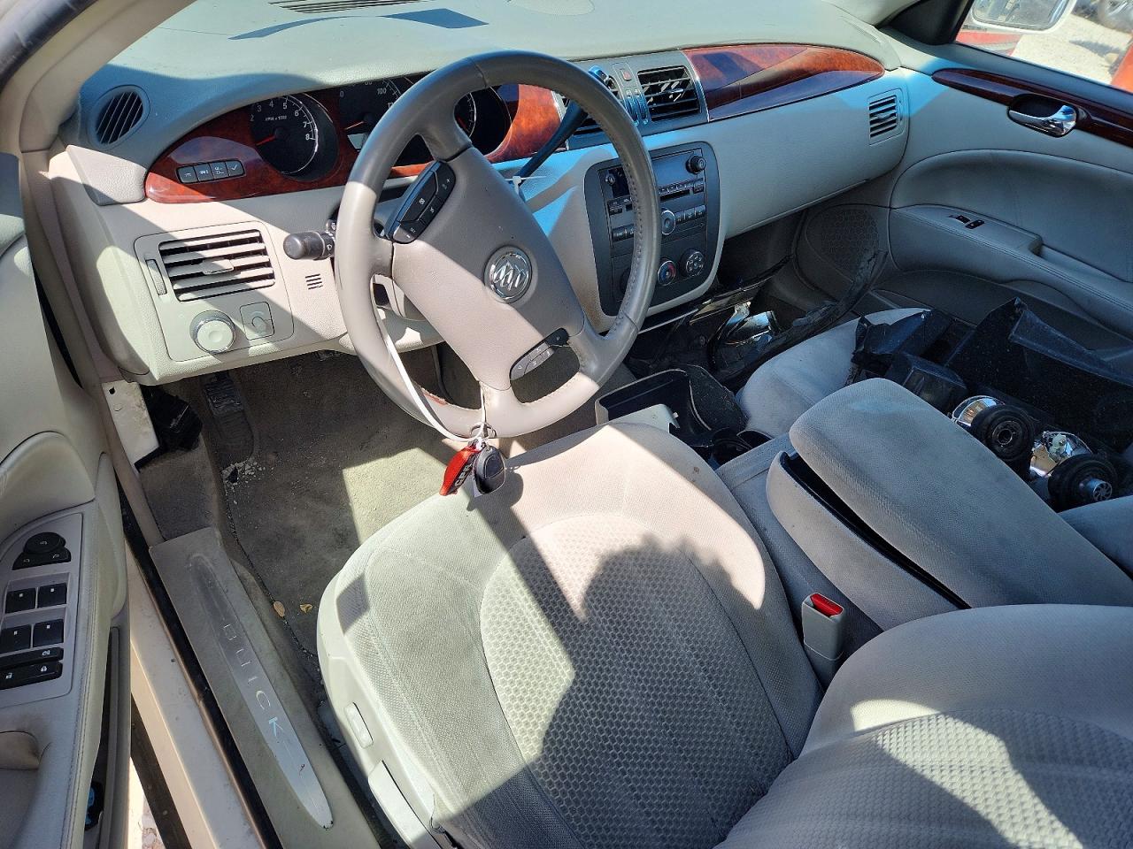 Buick Lucerne Cx