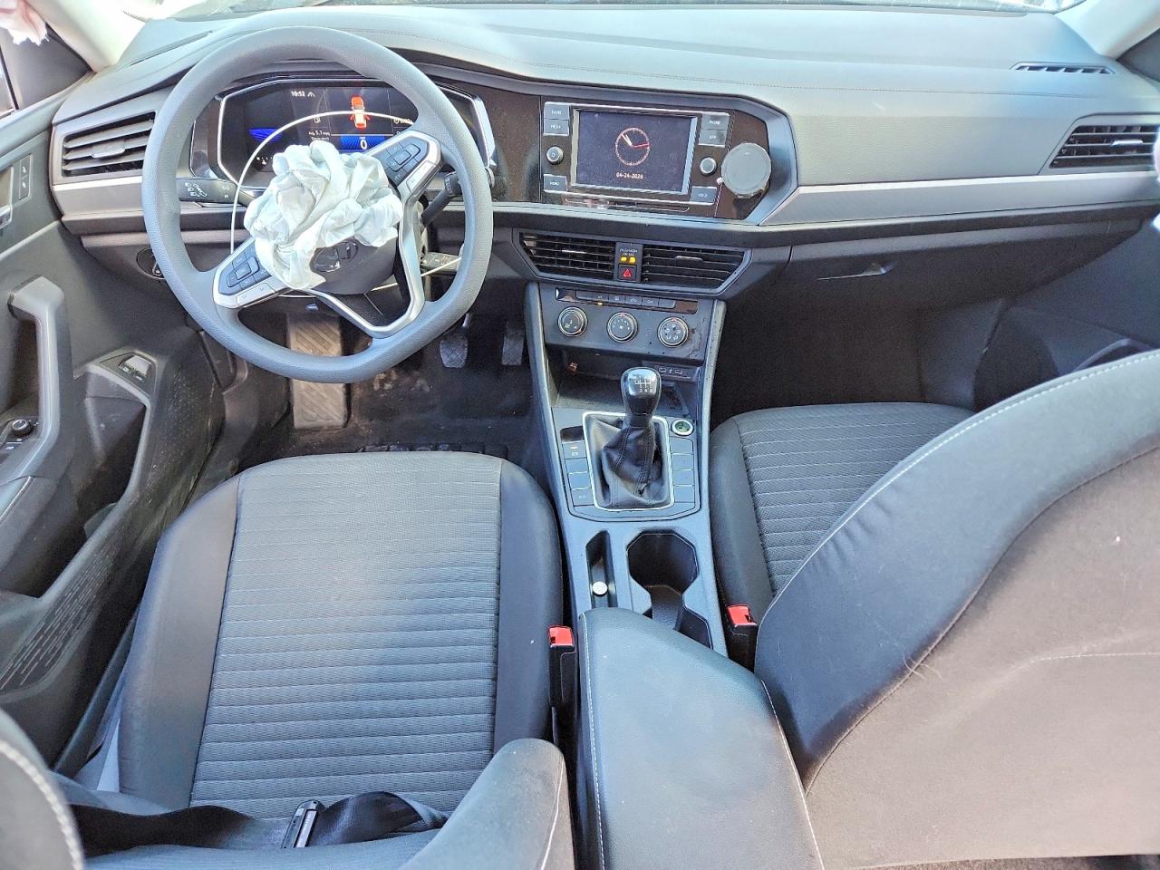 Volkswagen Jetta S