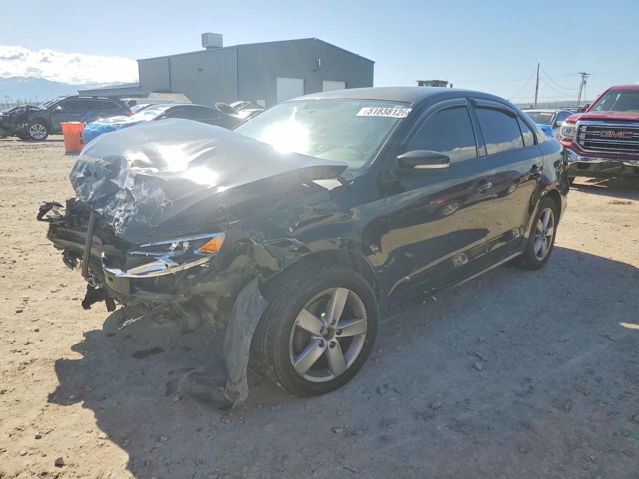 Salvage Volkswagen Jetta Image