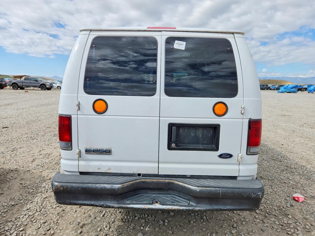 Ford Econoline E250 Van