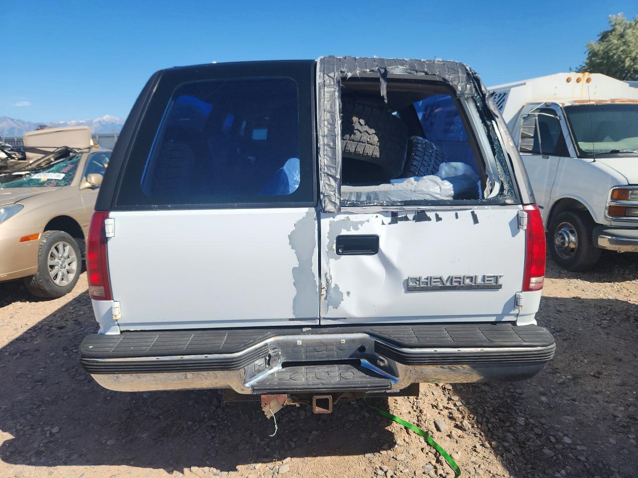 Chevrolet Suburban K2500