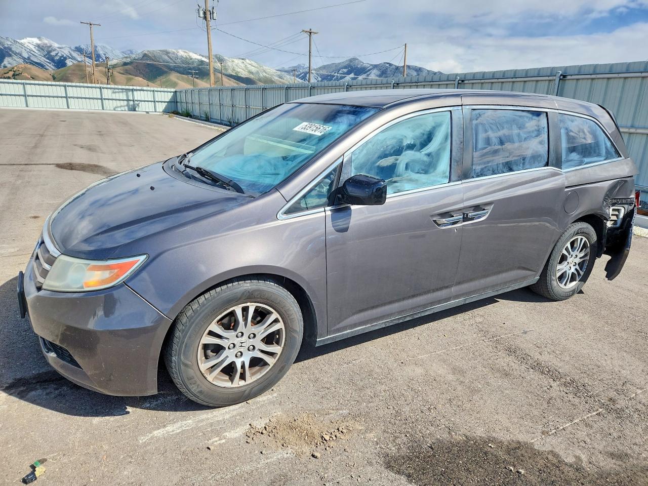 Salvage Honda Odyssey Image