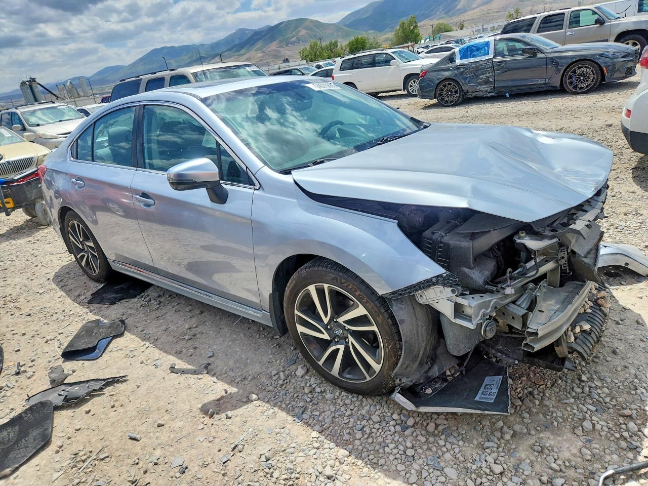 Subaru Legacy Sport