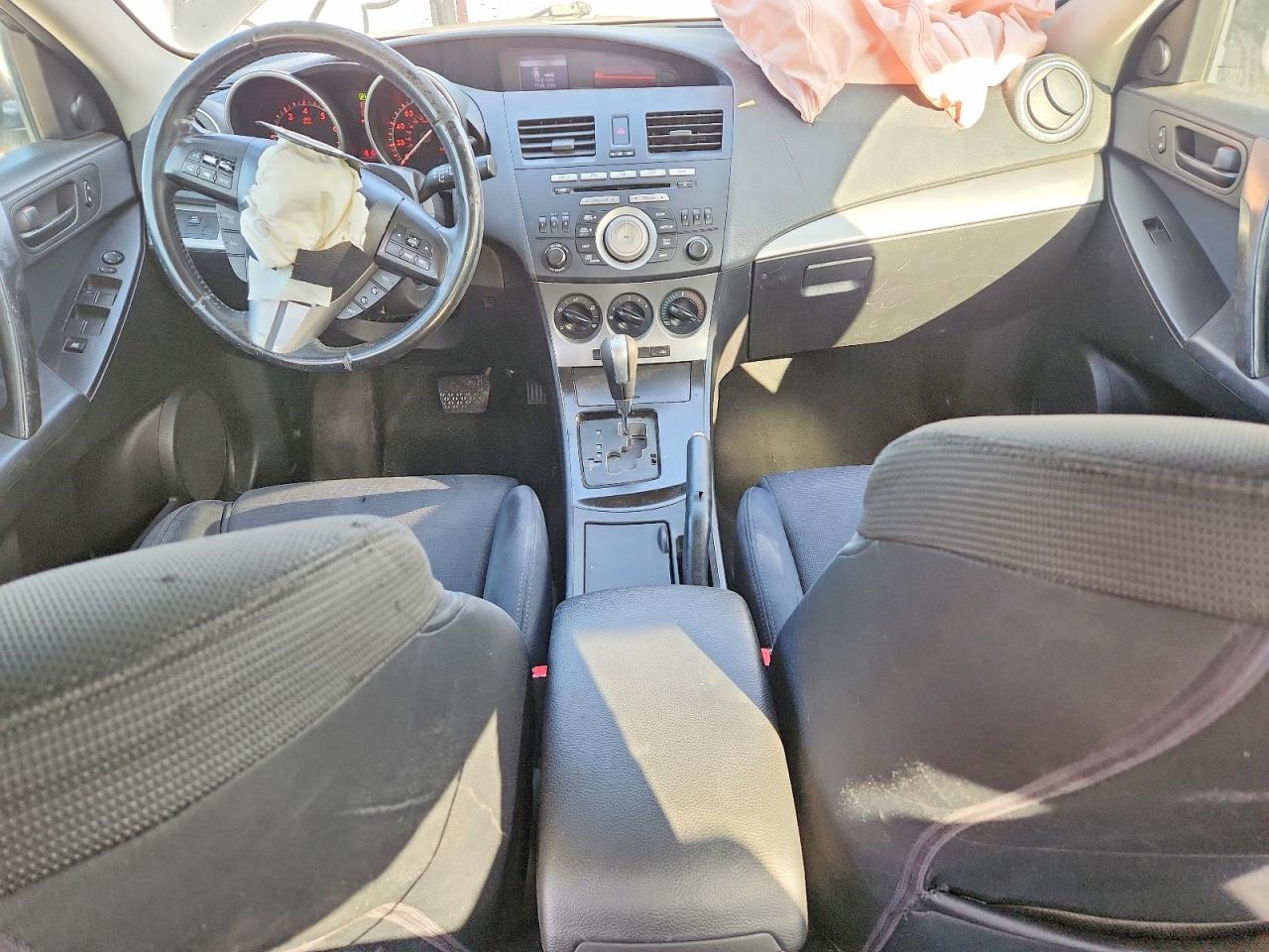 Mazda Mazda3 S