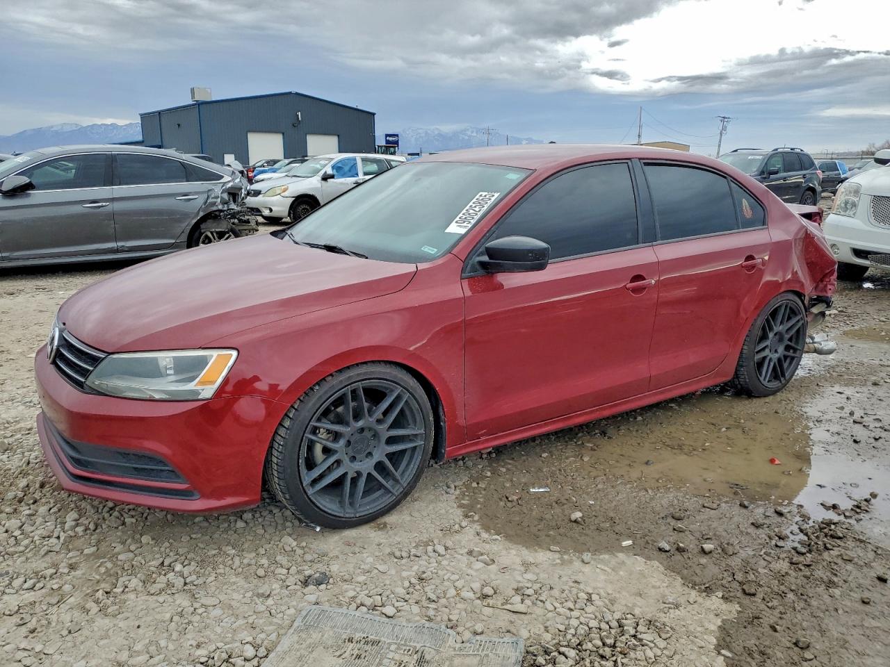 Salvage Volkswagen Jetta Image