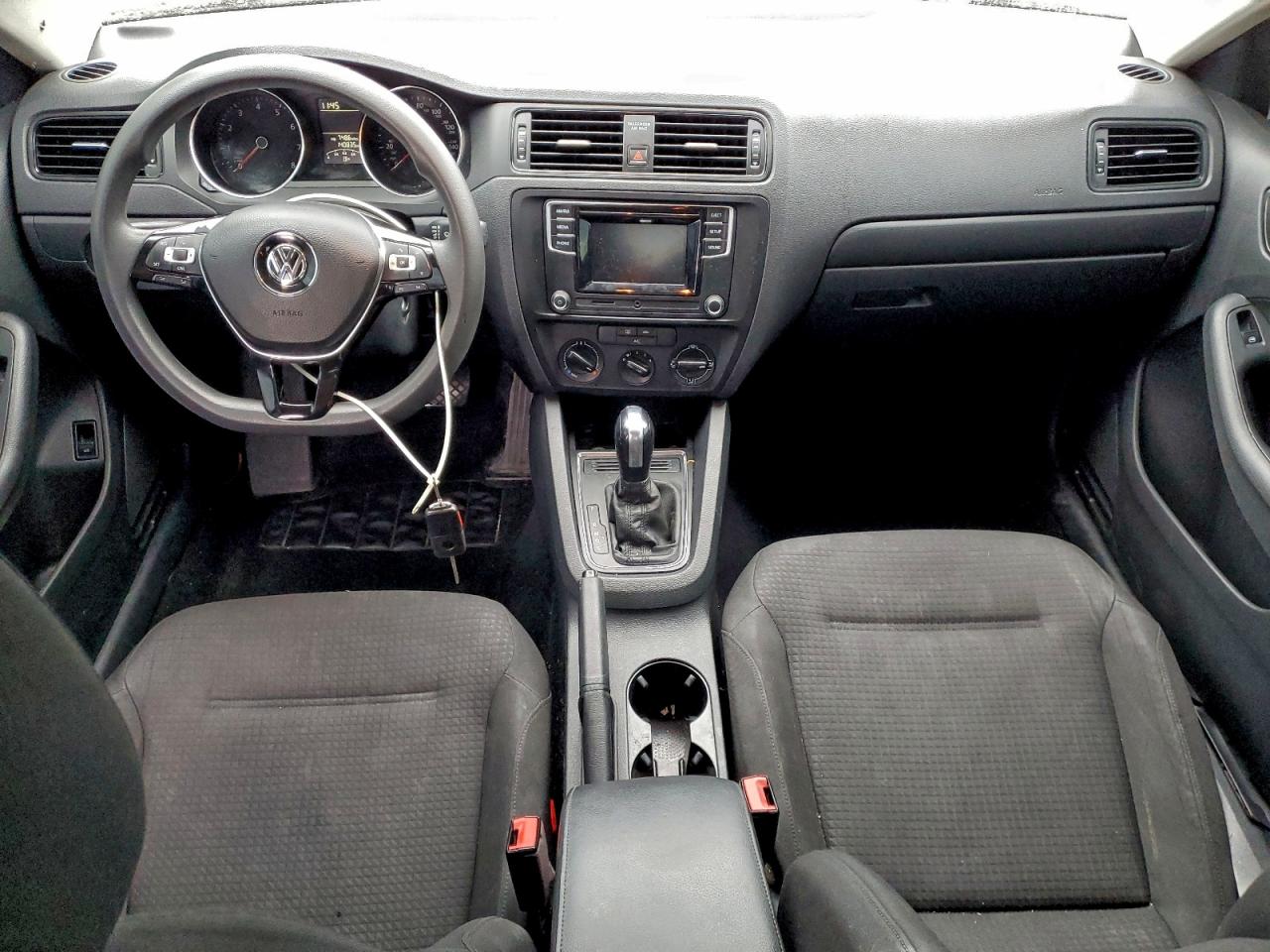 Volkswagen Jetta S