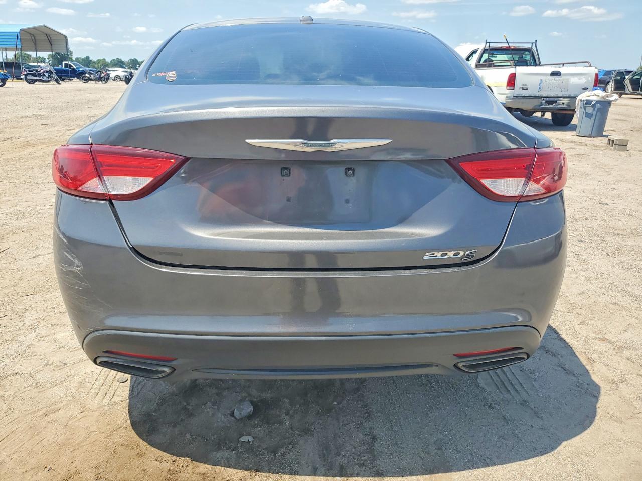 Chrysler 200 S