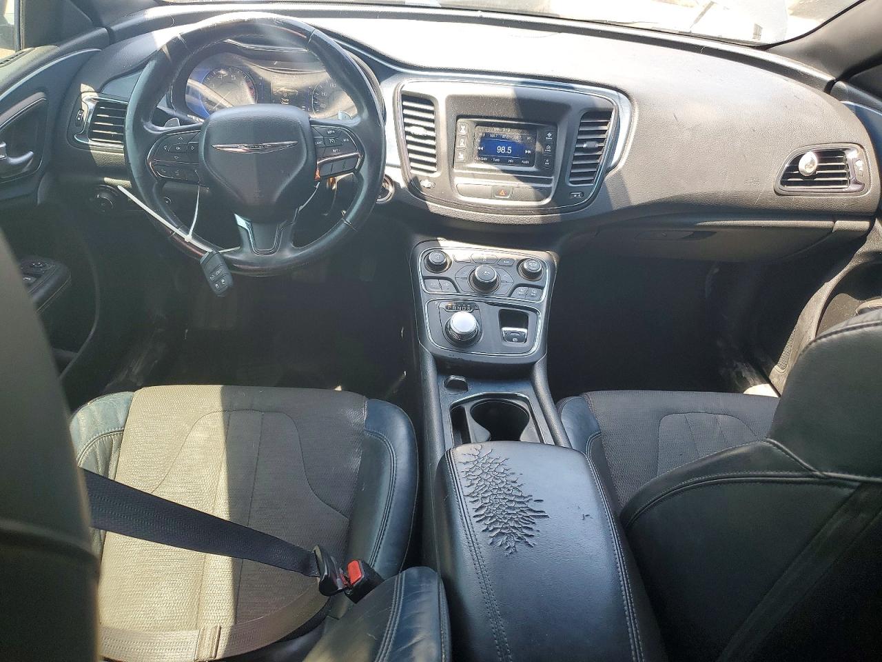 Chrysler 200 S