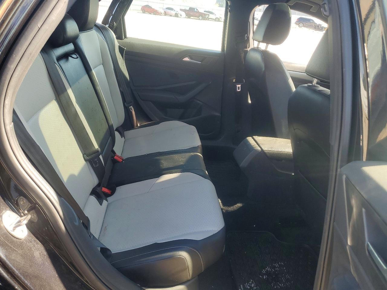 Volkswagen Jetta S