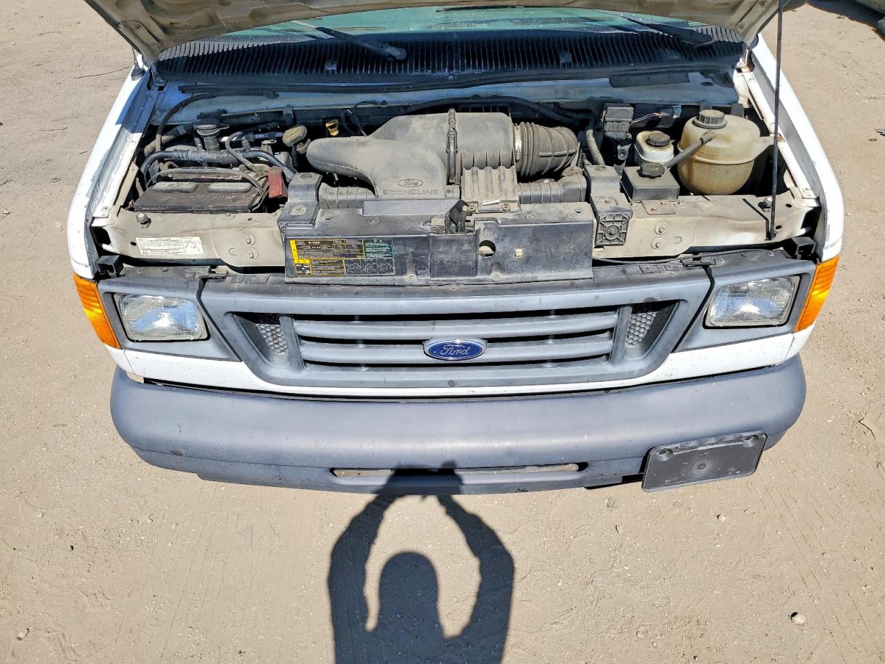 Ford Econoline E250 Van