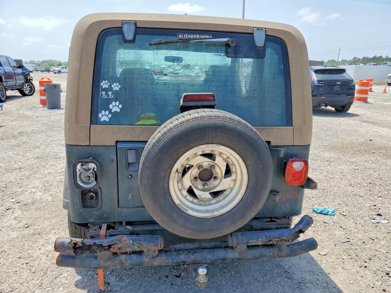 Jeep Wrangler Sahara