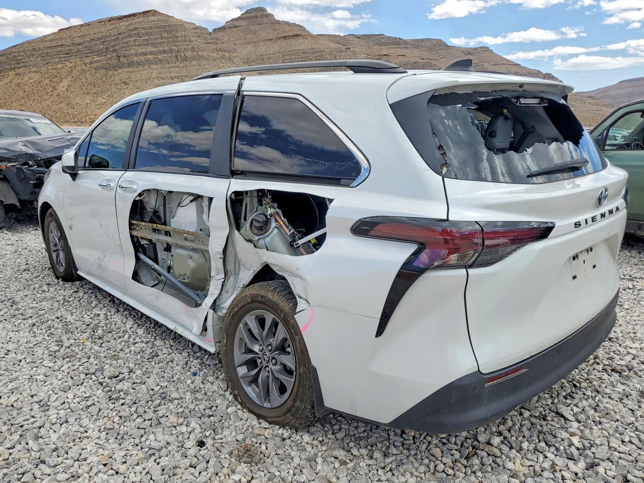 Toyota Sienna Xle