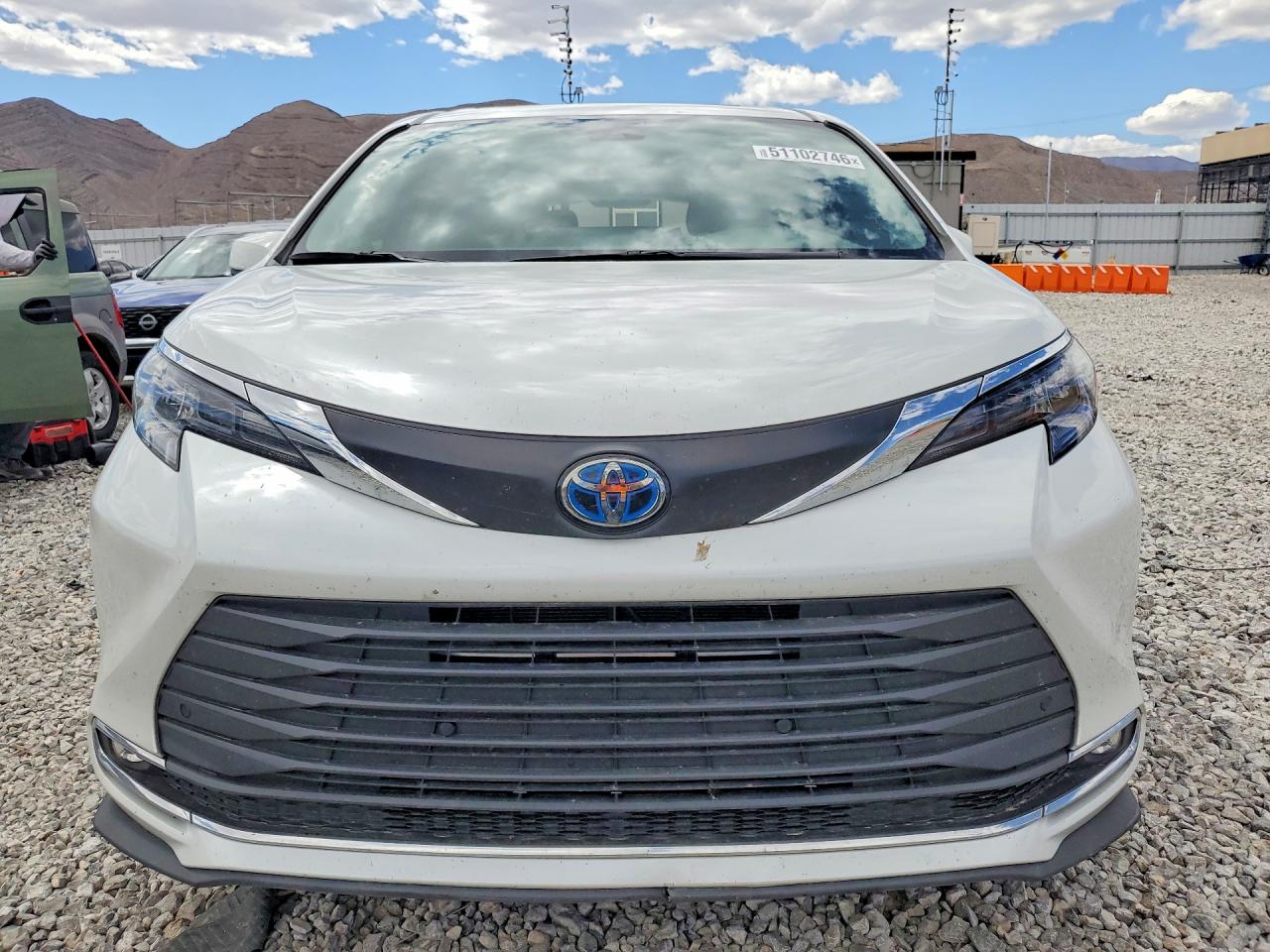 Toyota Sienna Xle