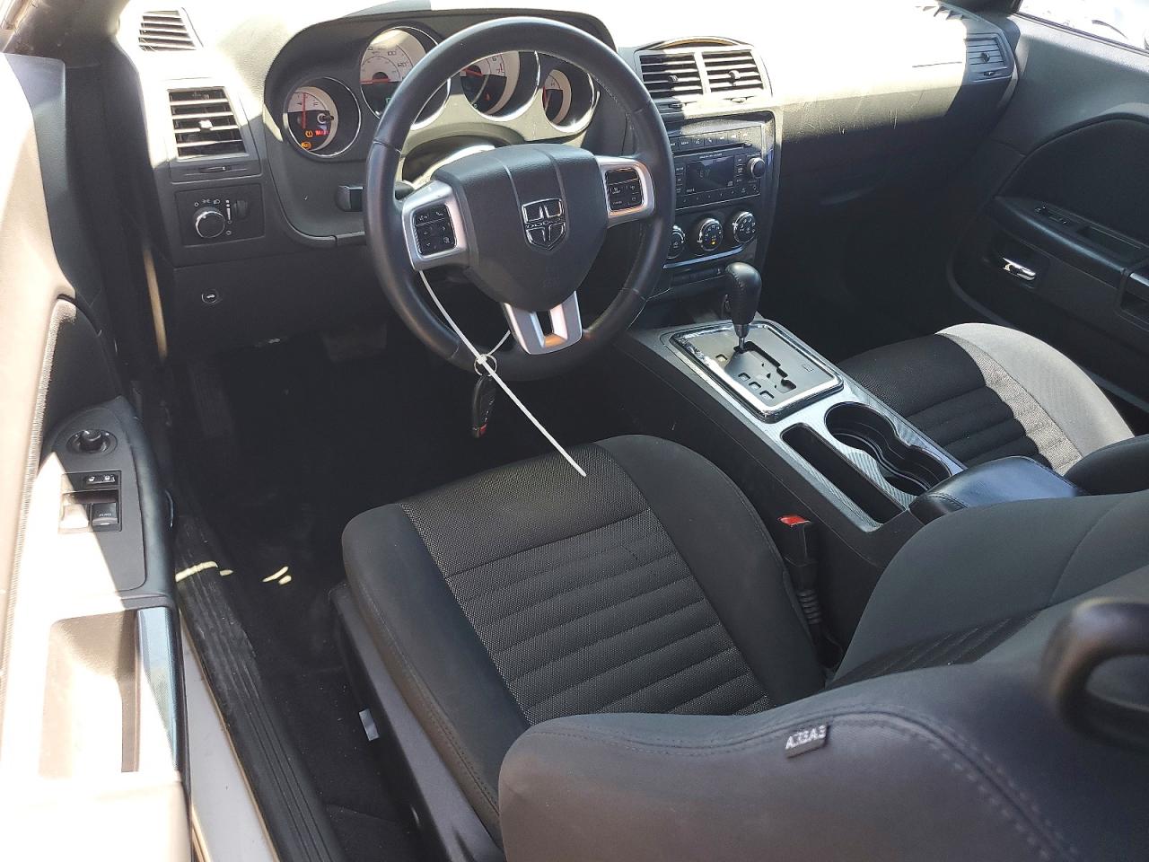 Dodge Challenger Sxt