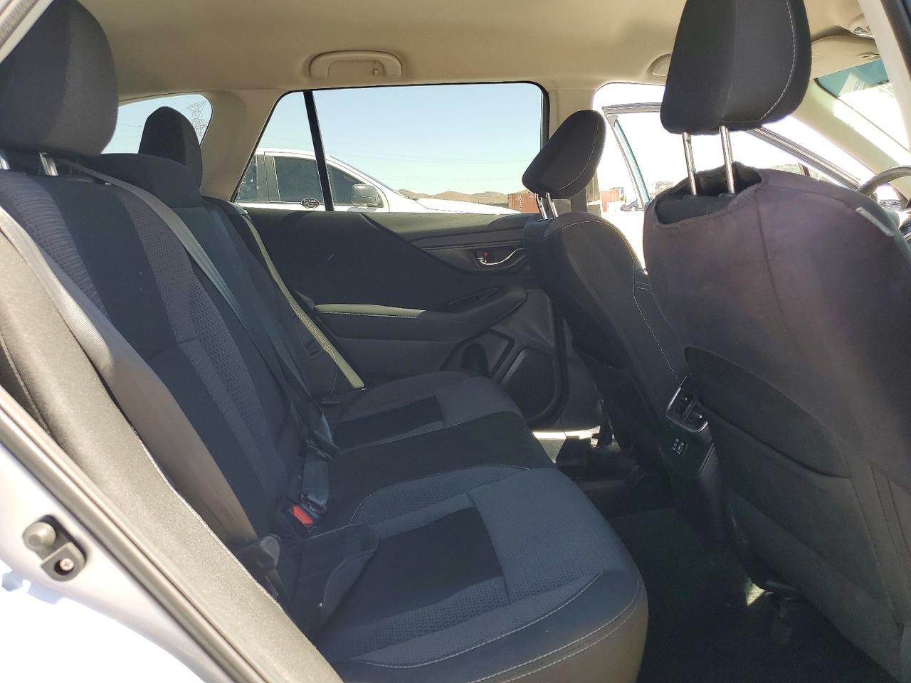 Subaru Outback Premium
