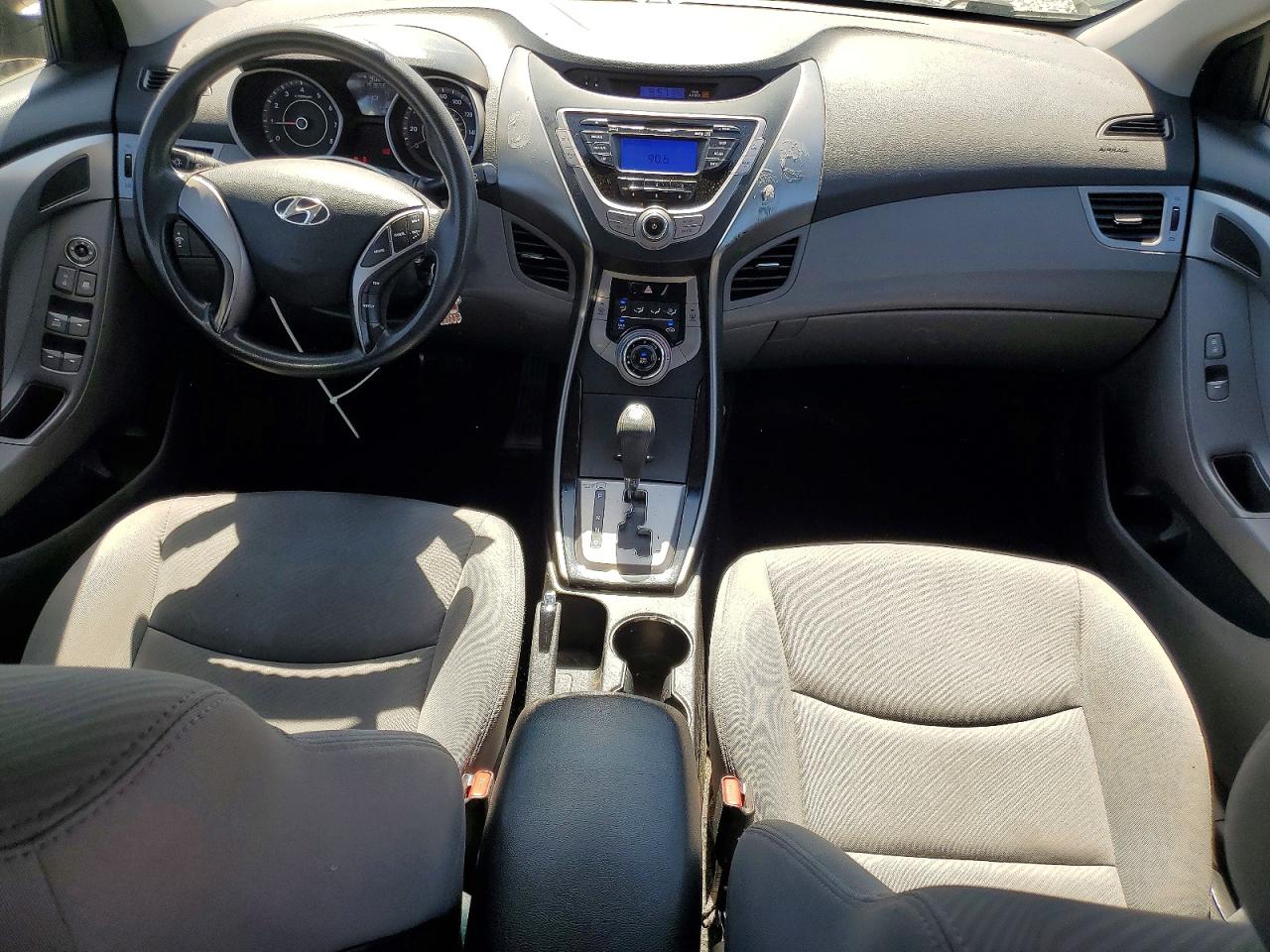 Hyundai ELANTRA Gls
