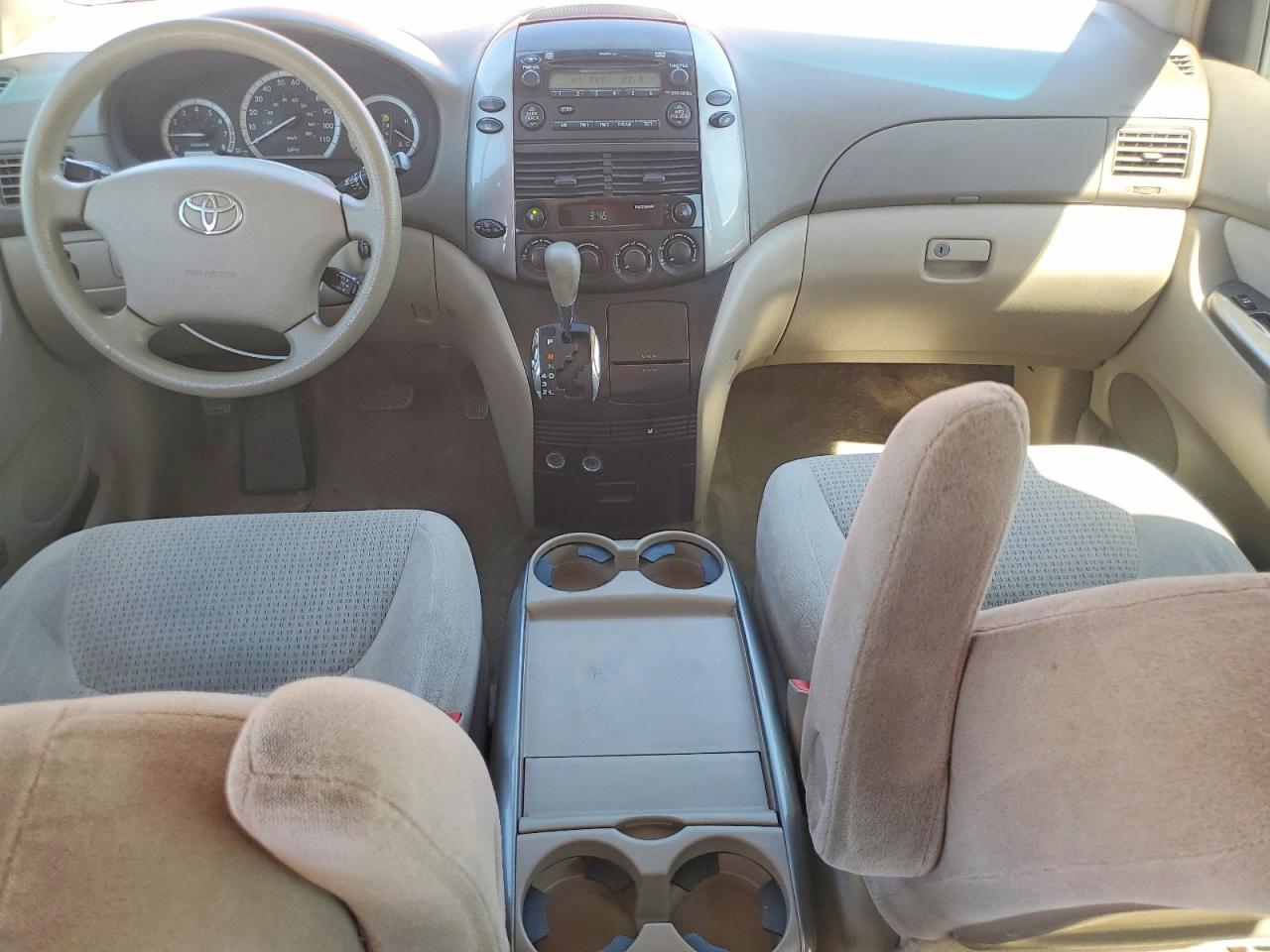 Toyota Sienna Ce 7-passenger