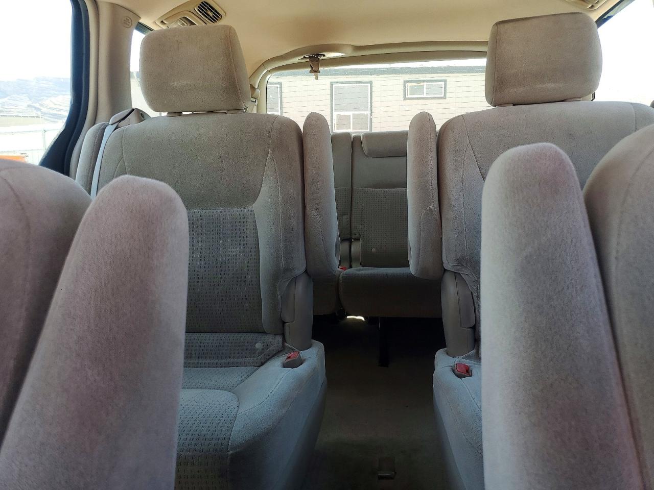 Toyota Sienna Ce 7-passenger