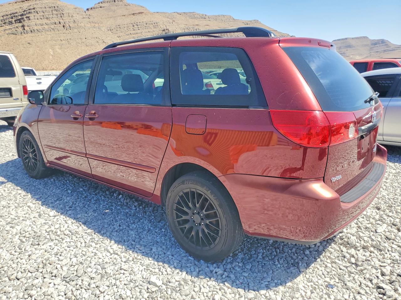 Toyota Sienna Ce 7-passenger