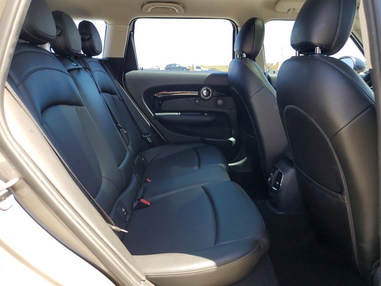 MINI Cooper Clubman