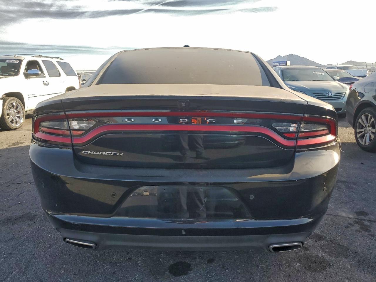 Dodge Charger Sxt