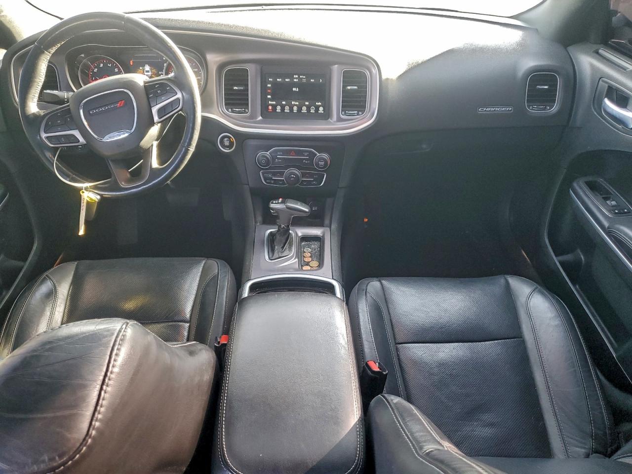 Dodge Charger Sxt