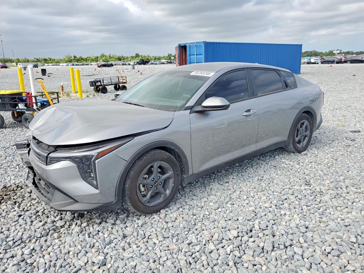Salvage Kia K4 Lxs Image