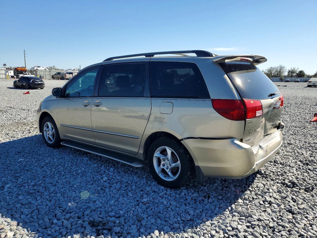 Toyota Sienna Ce