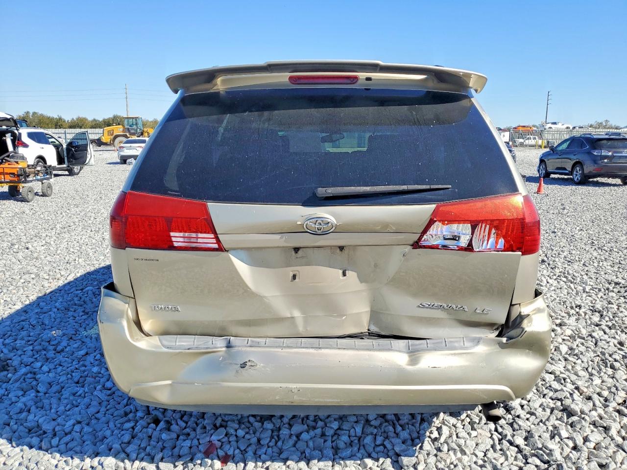 Toyota Sienna Ce