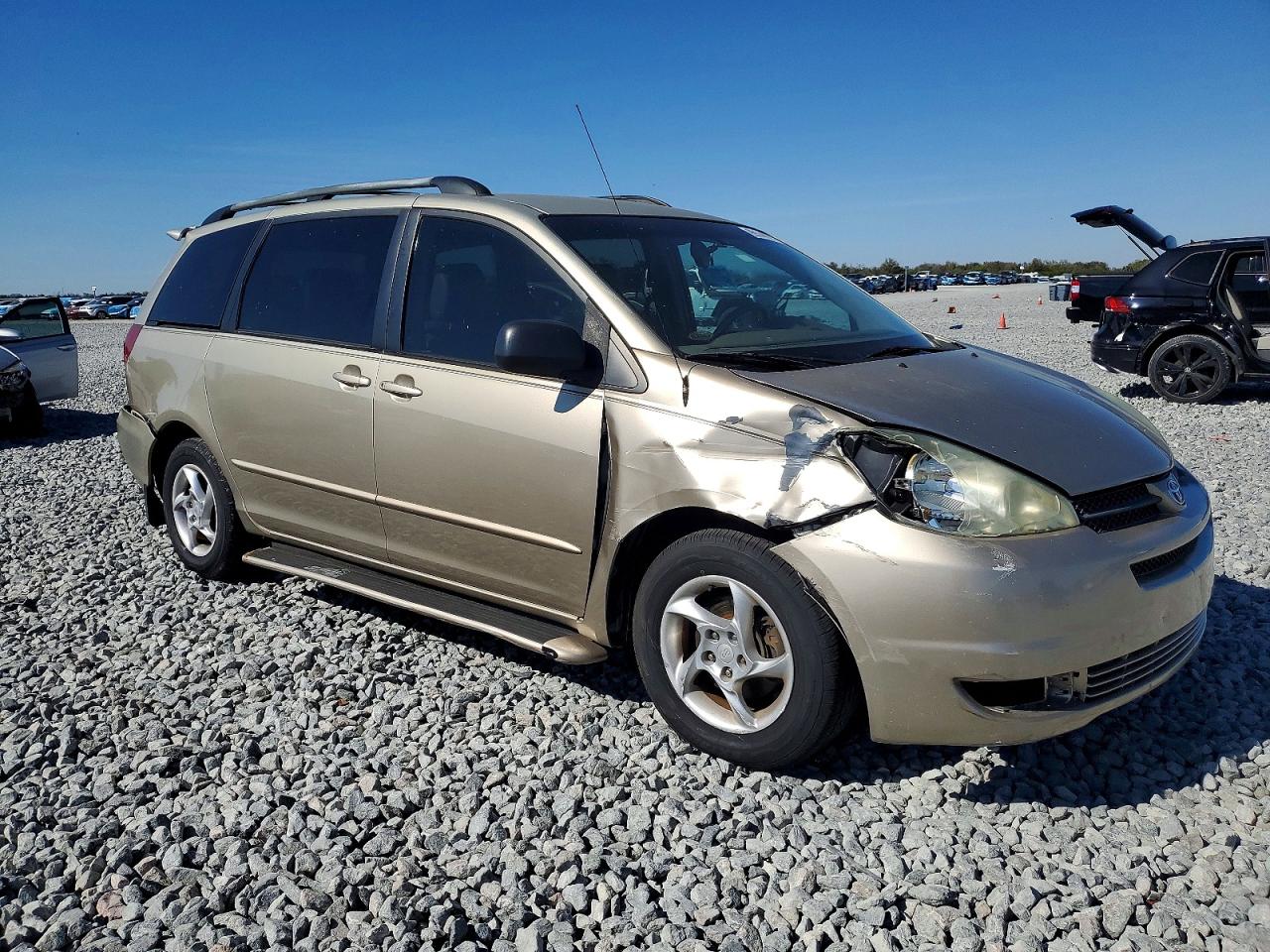 Toyota Sienna Ce