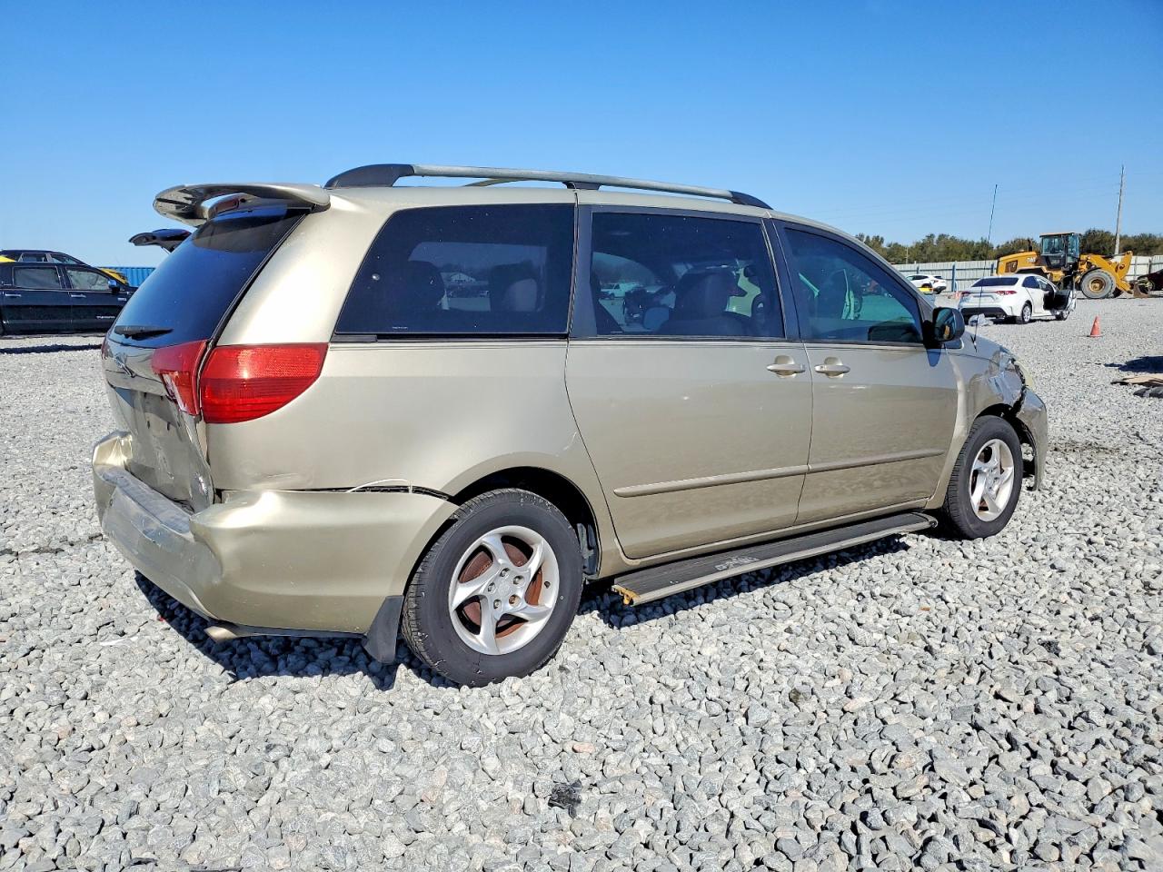 Toyota Sienna Ce